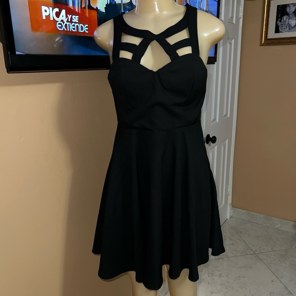 🖤♥️🖤 Dress for young girl size 10